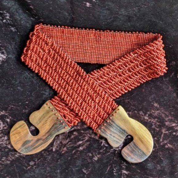 Vintage Erik & Mike Beaded Stretch Belt, Interlocking Wooden Clasp, Red - Picture 12 of 15